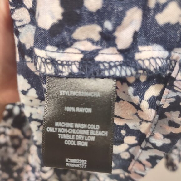 Women's Floral Long Sleeve Top Navy Off the Shoulder Style Size Medium - Picture 4 of 4